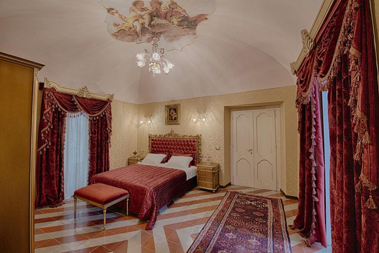 Palazzo Tilli Casoli  Exterior photo
