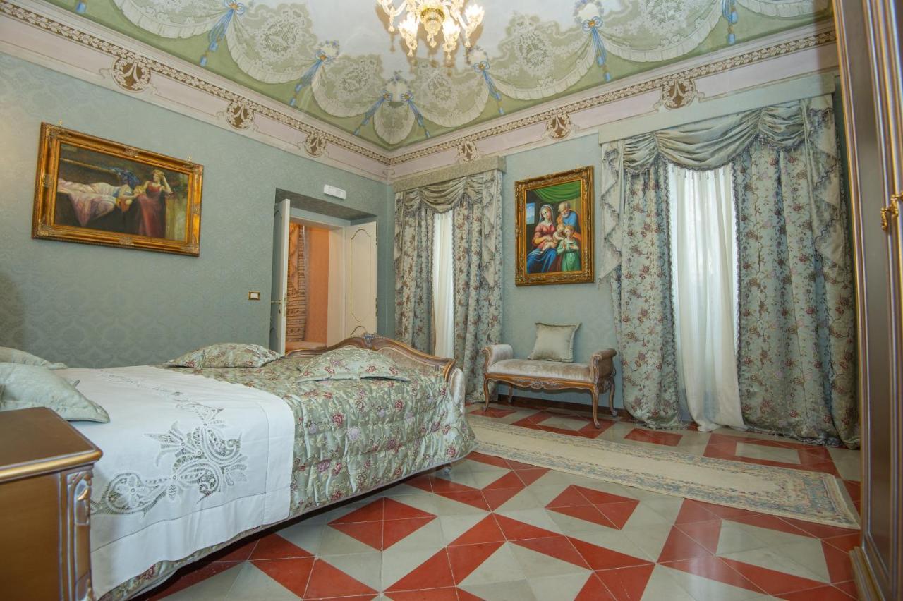 Palazzo Tilli Casoli  Exterior photo