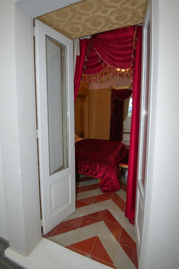 Palazzo Tilli Casoli  Exterior photo